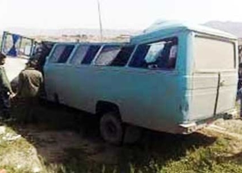 واژگونی یک دستگاه مینی بوس با ۱۲ زخمی در چهاردانگه