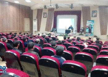 فرمانپذیری قاطع از ولایت فقیه عامل به زانو در آوردن آمریکاست