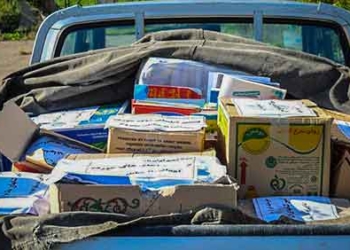 ارسال کتابهای خاک خورده به روستاهای محروم چهاردانگه (تصاویر)