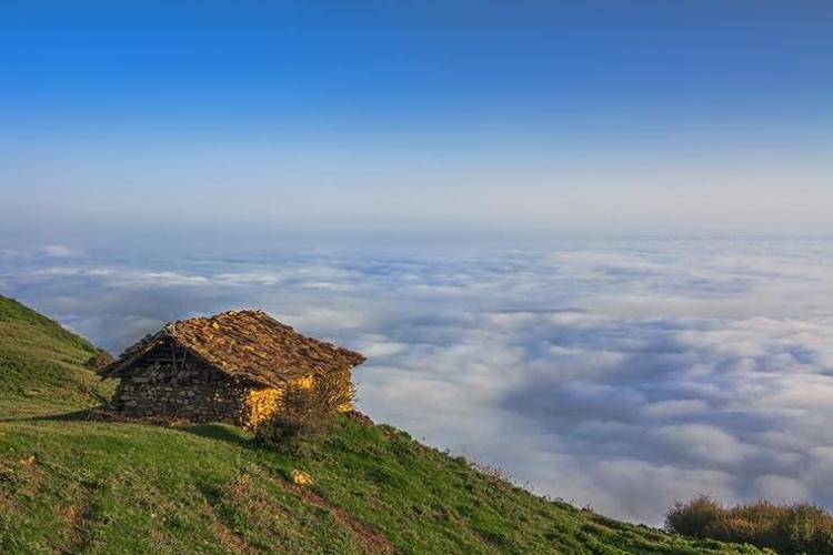 «فیلبند»، دهکدهای معلق در ابرها