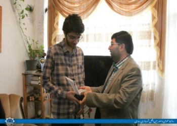 تقدیر شهردار ساری از محمد شریفی کیاسری دارنده مدال طلای المپیاد جهانی ریاضی+ تصاویر