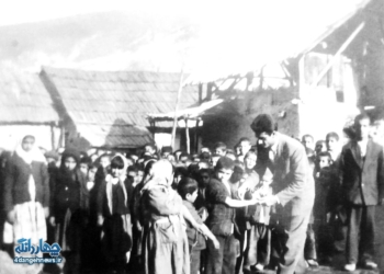 آبله کوبی دانش آموزان دبستان انوری کیاسر- ۱۳۳۵