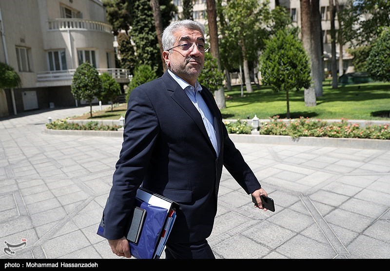 وزیر نیرو: توقف سد هراز صحت ندارد