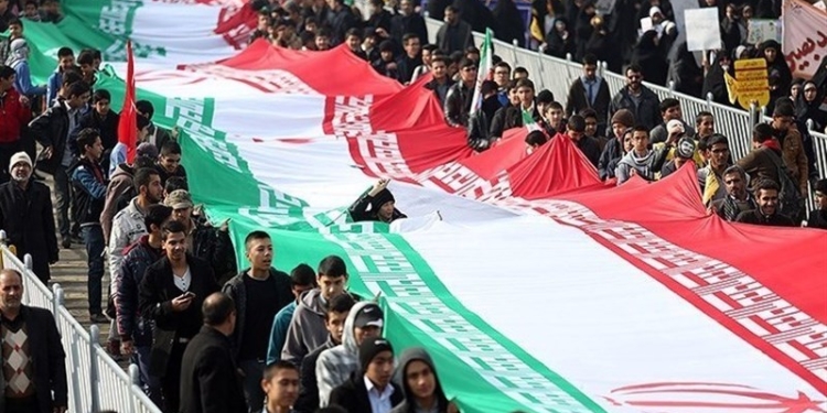 ایران اسلامی امروز به خروش در‌می‌آید/‌حضور باشکوه؛ پاسخ ملت انقلابی ایران به تحریم‌های «ترامپ»