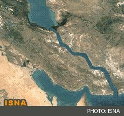 اگر می‌خواهید استانی را نابود کنید به آن آب بدهید