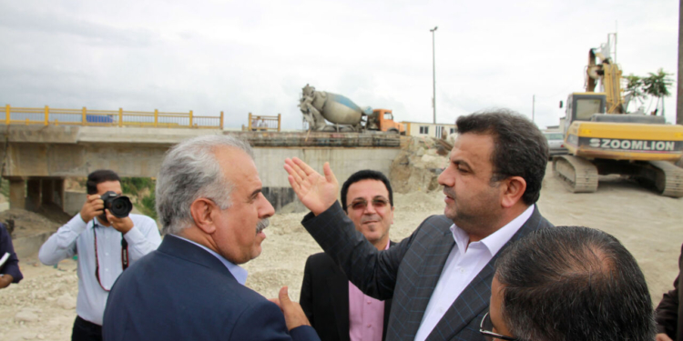 بازدید استاندار مازندران از پل در حال بازسازی ماشلک نوشهر