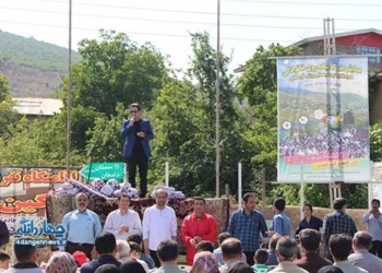 گزارش تصویری همایش بزرگ پیاده روی خانوادگی در شهر کیاسر