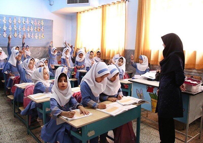 ۱۵۰ معلم به جمع معلمان مازندران اضافه شد