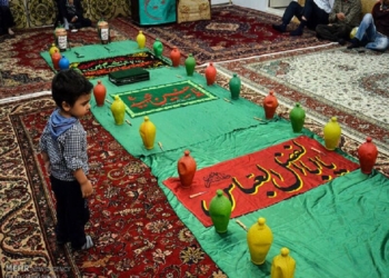 استقبال از محرم با آئین قلک‌شکنی در قائمشهر