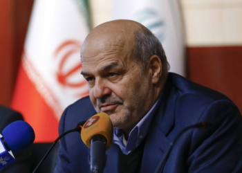 تهدید زندگی خزر با دستگاه‌های قدیمی استخراج نفت/اراده سیاسی برای حفاظت محیط زیست خزر وجود ندارد