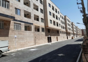 حال ناخوش ساکنان مجتمع مسکن مهر عباس‌آباد مازندران