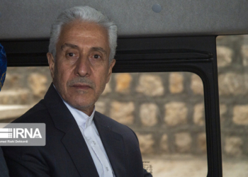 وزیر علوم وارد مازندران شد