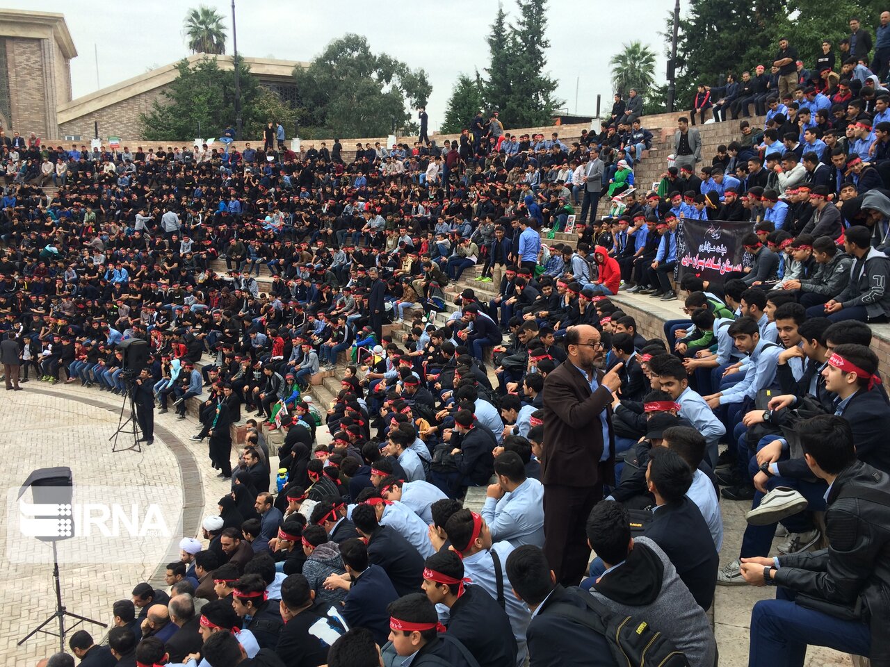 دانش‌آموزان مازندران برای رحلت پیامبر(ص) در سوگ نشستند