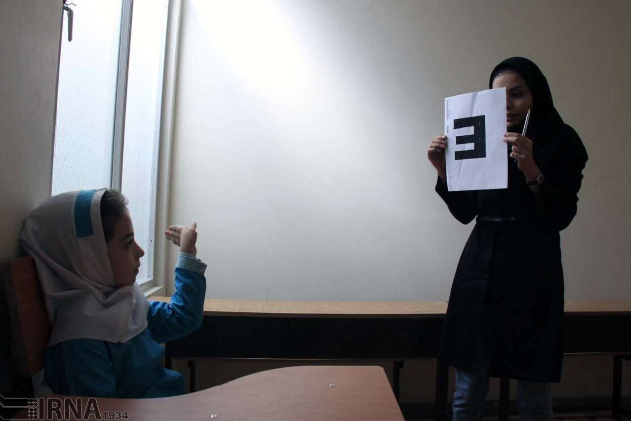 طرح غربالگری بینایی کودکان در مازندران آغاز شد