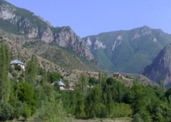 آسفالت روستای بندبن در قالب پروژه ملی تعریف شود