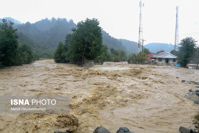 سیل آب آشامیدنی ۴ روستا در مازندران را قطع کرد
