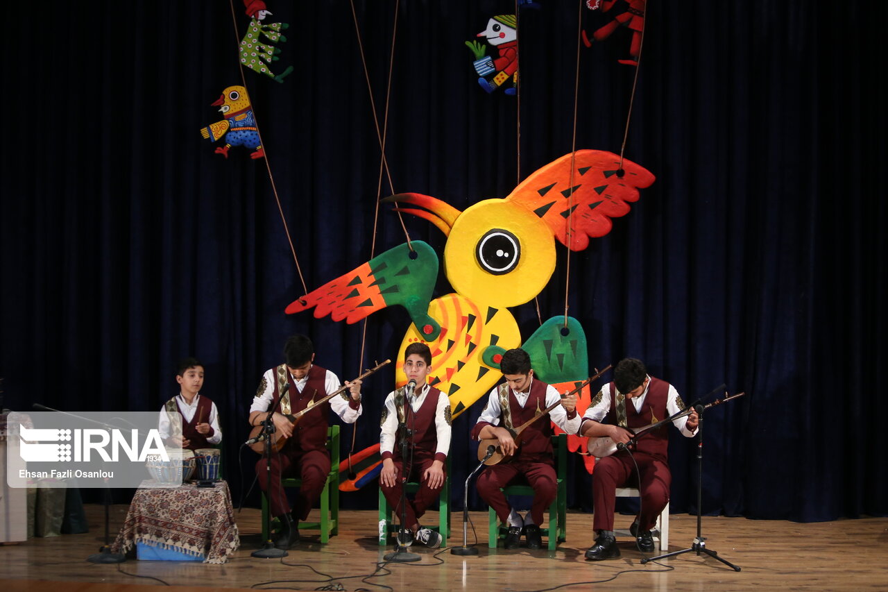 اختتامیه هجدهمین جشنواره هنرهای نمایشی کودکان و نوجوانان مازندران