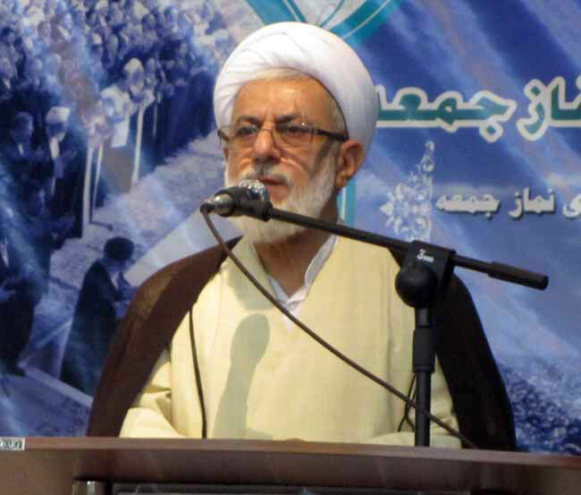 امام‌جمعه نوشهر: مردم برای مجلس، افراد دلسوز  و کاربلد را می‌خواهند