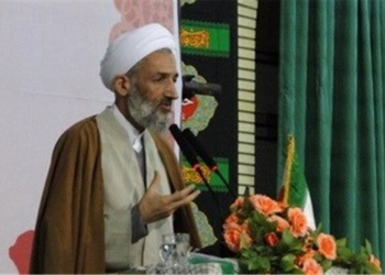 هنرمندان متعهد عقب ماندگی‌های عرصه هنر را جبران کنند