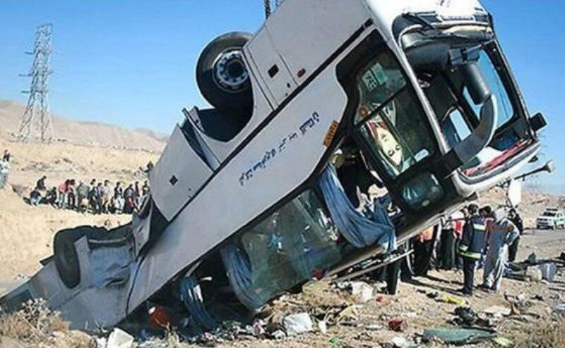 علت واژگونی اتوبوس درجاده سوادکوه، نقص فنی اعلام شد