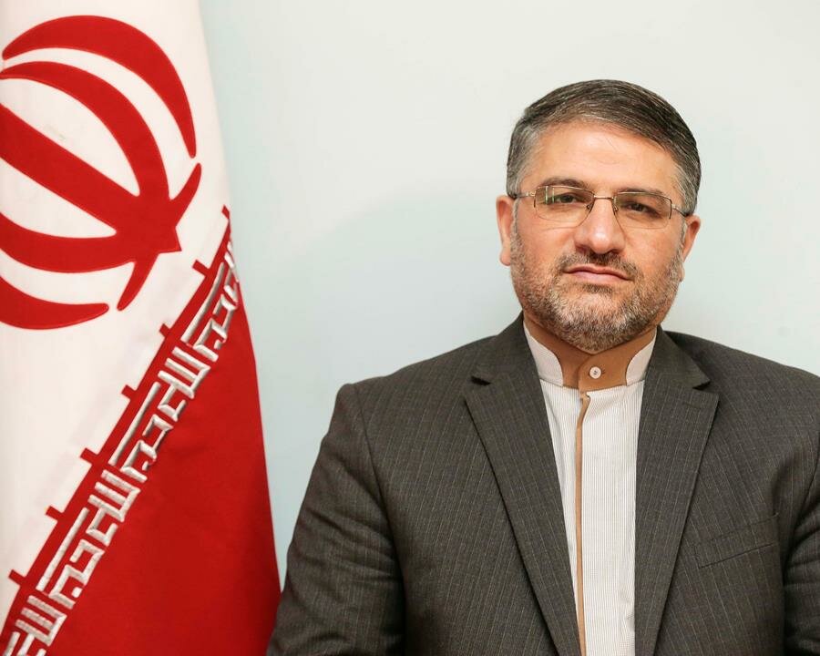 از ۳۷۵ مرکز پزشکی قانونی، بسیاری از شهرستان‌ها تک پزشک هستند