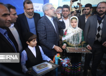 افتتاح طرح‌های آب‌رسانی مازندران با حضور وزیر نیرو در روستای ریکنده قائمشهر