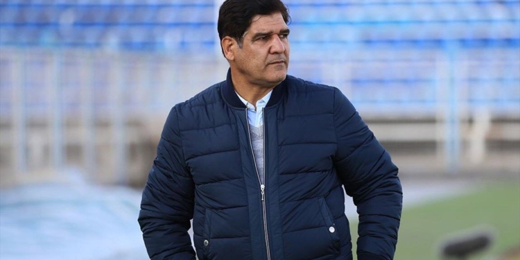 سرمربی نساجی قائمشهر یک گام تا خداحافظی