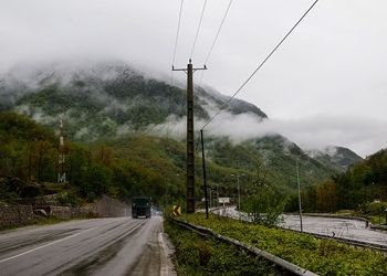 بارش برف بهاری