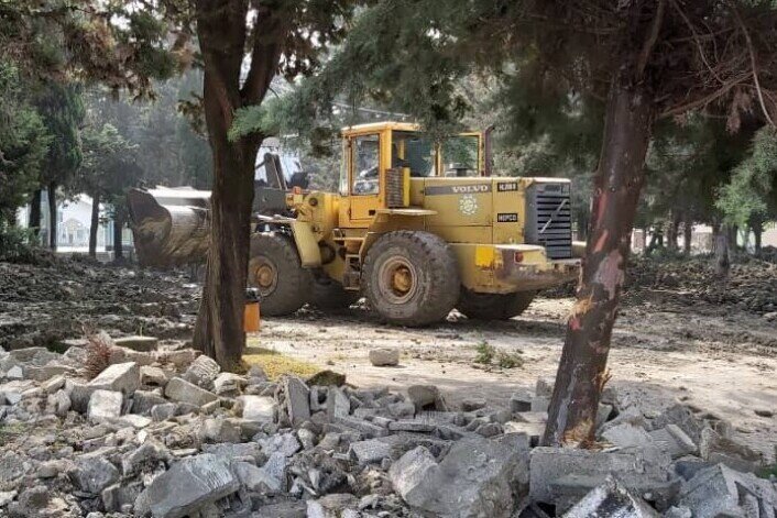 ماجرای تخریب قبور در نوشهر/ واکنش‌های منفی مردم