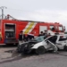 امدادرسانی آتش نشانان به حادثه تصادف در جاده کیاسر