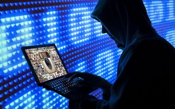 هکر اینترنتی در مازندران دستگیر شد