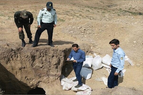 دستگیری ۱۱ نفر حفار غیرمجاز میراث فرهنگی در ساری
