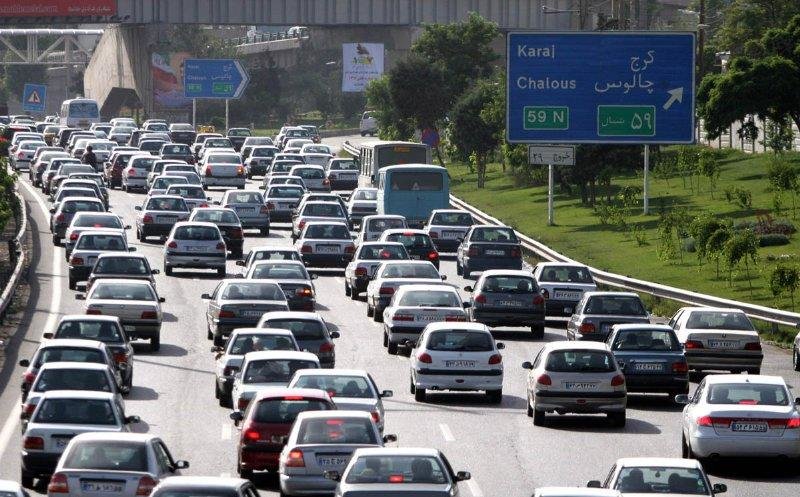ترافیک سنگین آزادراه قزوین-کرج/ جاده هراز ساعت ۲۱ مسدود می شود