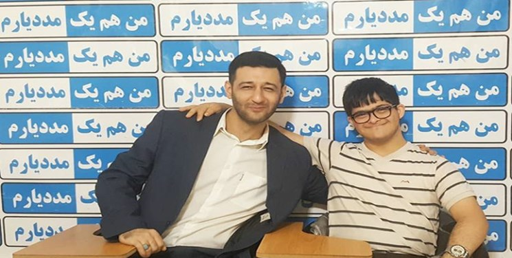 دنیای زیبای خادم بی‌جیره و مواجب کودکان کار، از ساری تا کپرهای زاهدان+ عکس و فیلم
