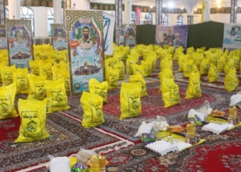 برگزاری رزمایش «کمک مومنانه» با حفظ کرامت انسانی/ ۱۰۰ هزار بسته معیشتی اهدا شد
