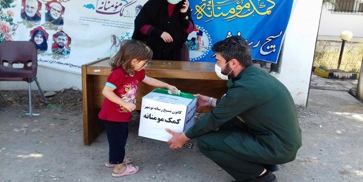 خردسال‌ترین کمک‌کننده مؤمنانه در مازندران به کمک نیازمندان شتافت+عکس