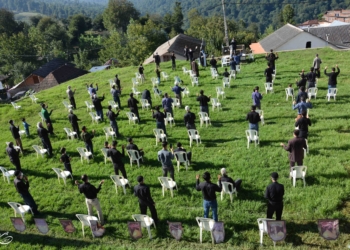 گزارش تصویری هفتمین روز محرم روستای سرخ ولیک با حفظ پروتکل بهداشتی