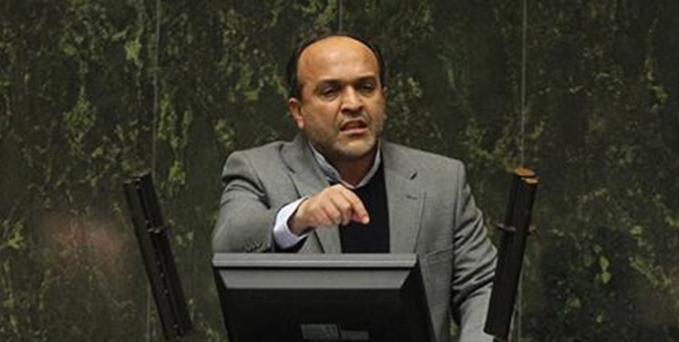 حل مشکلات کشور نیازمند عزم جهادی است