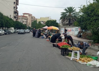 وعده  بر زمین مانده شهرداری ساری در حمایت از کاسبان خرد + فیلم و عکس