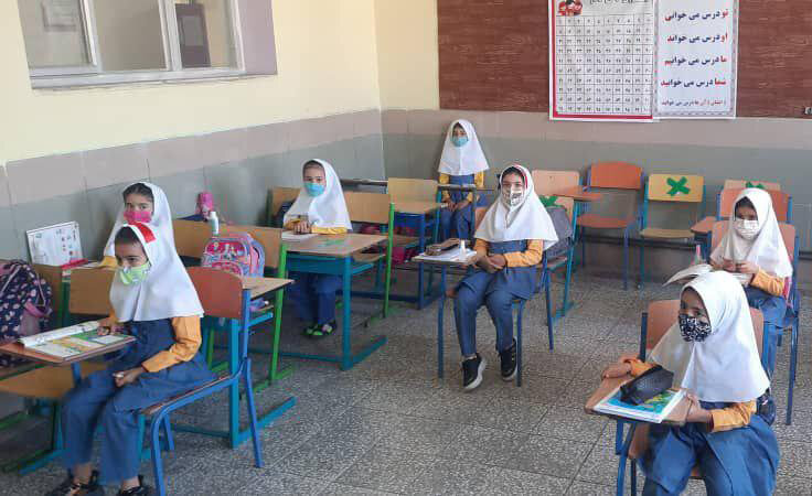 ۱۷ درصد دانش آموزان مازندران در مدارس حضور می یابند