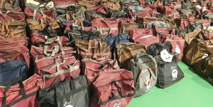 توزیع 1000 بسته کمک مومنانه در دهه پایانی صفر در بابل
