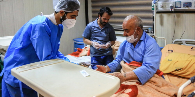۸۵ نیرو و پرستار ۸۹ روزه در بابل تبدیل وضعیت شدند