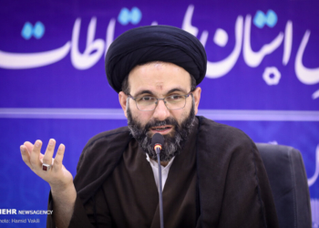مساجد قرارگاه مهم تمدن سازی در گام دوم انقلاب هستند