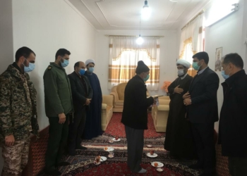 مسئولین بخش چهاردانگه با مدافعان حرم شهر کیاسر دیدار کردند