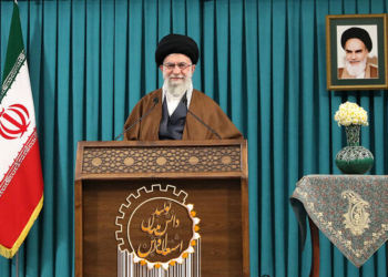 پیام رهبر معظّم انقلاب اسلامی به مناسبت حلول سال نو