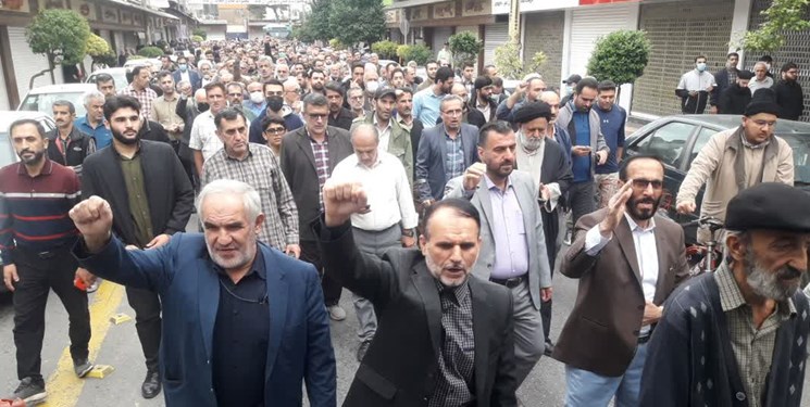 منتقمان خون شهدای ترور آملی خواستار اشد مجازات با برهم‌زنندگان امنیت و آرامش کشور شدند