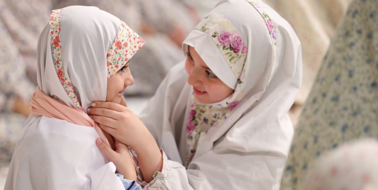 تشویق و اصالت‌بخشی به حجاب و متناسب‌سازی تذکر