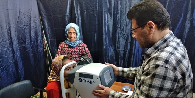 خدمات دندان‌پزشکی و پزشکی رایگان در چهاردانگه توسط کاروان تیپ جهادی مستضعفین