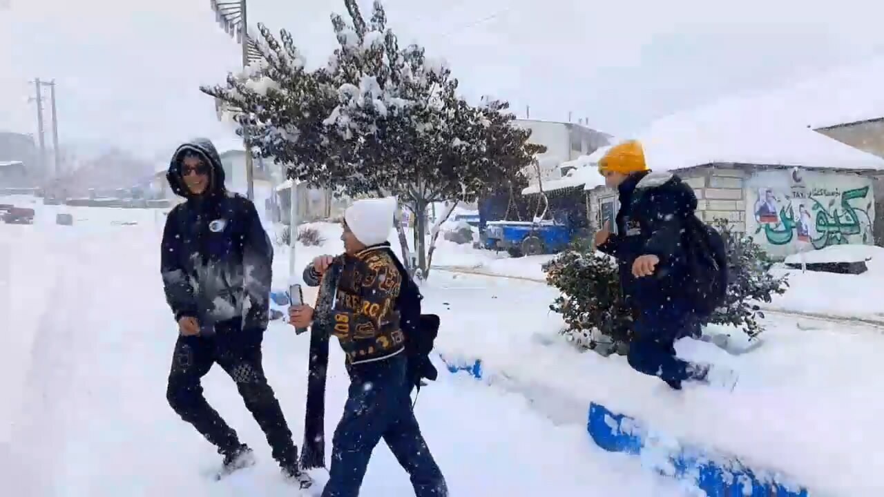 تعطیلی برخی از مدارس مازندران به علت برف و سرما