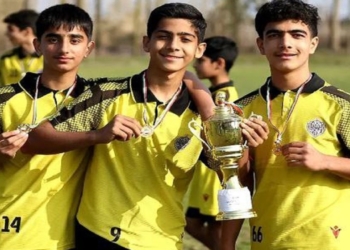 آپادانا قهرمان لیگ فوتبال ۱۳ سال بابل